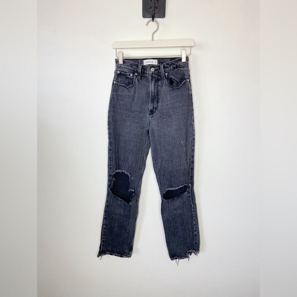Abercrombie & Fitch Curve Love Ultra High Rise Ankle Straight Size 4/27